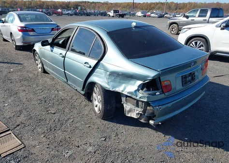 2004 BMW 325Xi from USA, damaged, VIN WBAEU33424PR06025